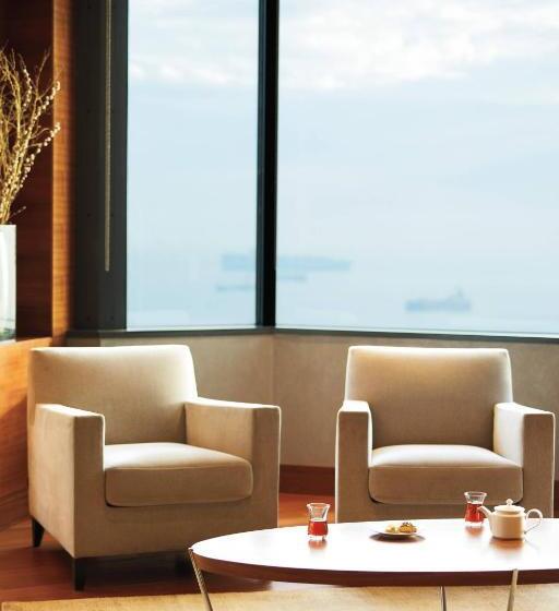 Клубный люкс с видом на море, Sheraton Istanbul Ataköy
