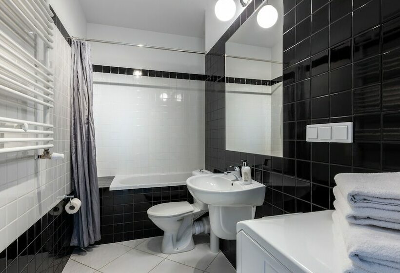 1 Bedroom Apartment, Apartamenty Wroc Kurkowa 14
