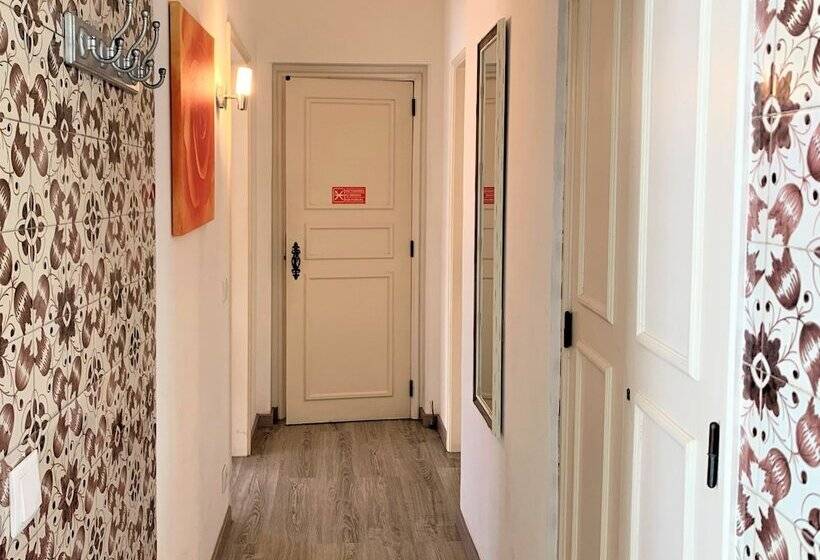 آپارتمان 1 خوابه با تراس, Suites Inn Lagos