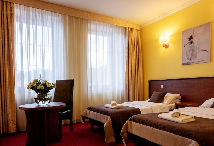 Четырехместный Номер Стандарт, Piotr  Spa & Wellness