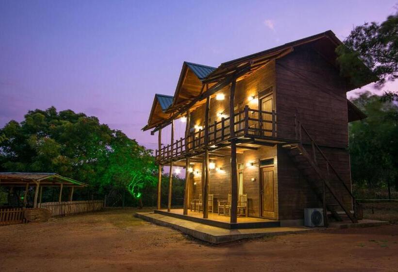 Номер Стандарт, Yala Caravan Village