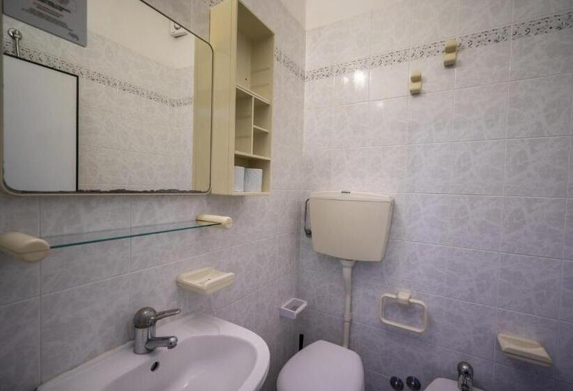 Номер Стандарт Трехместный, Mamy