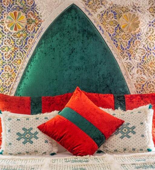 اتاق سوپریور, Riad Azahar