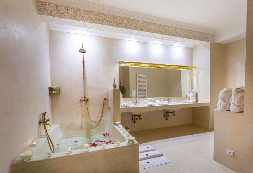 سوئیت با تخت بزرگ, Riad Azahar