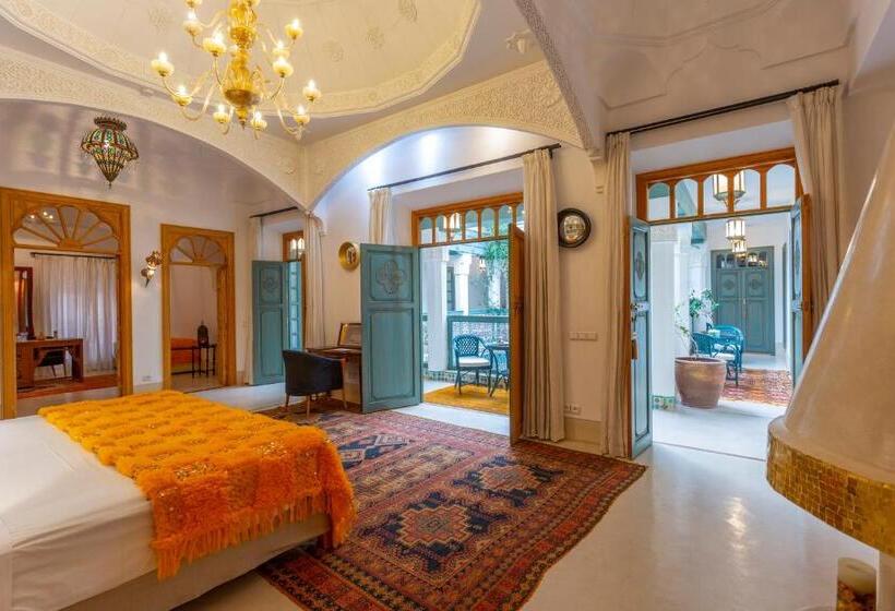 سوئیت با تخت بزرگ, Riad Azahar