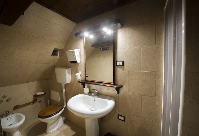 اتاق لوکس, La Cutizza B&b