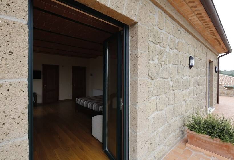 اتاق خانوادگی, Agriturismo Poggio Al Tufo