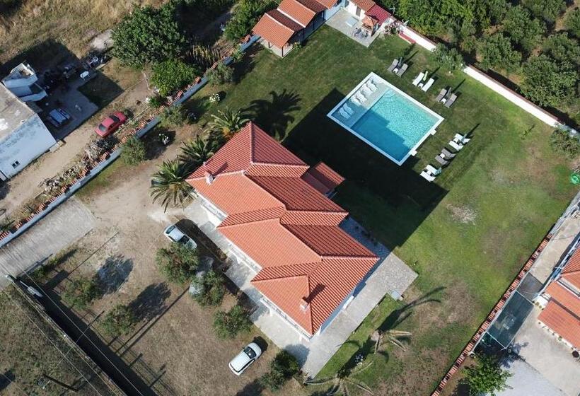 Triple Room Sea View, Vergina Pension