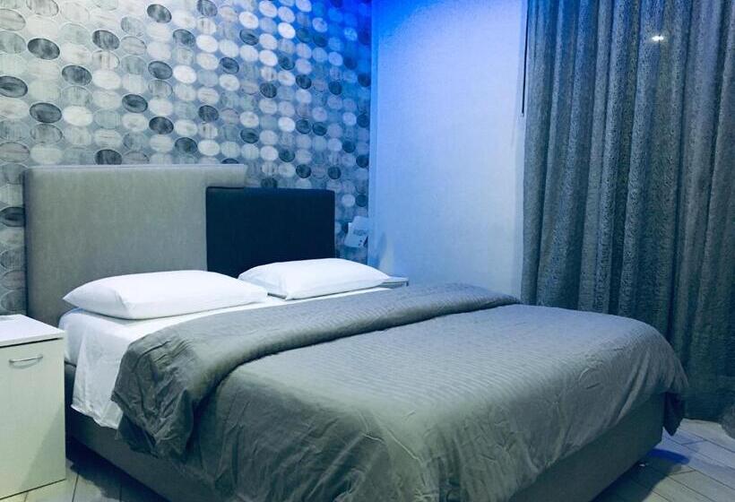 اتاق استاندارد با تخت بزرگ, B&b Fiumara