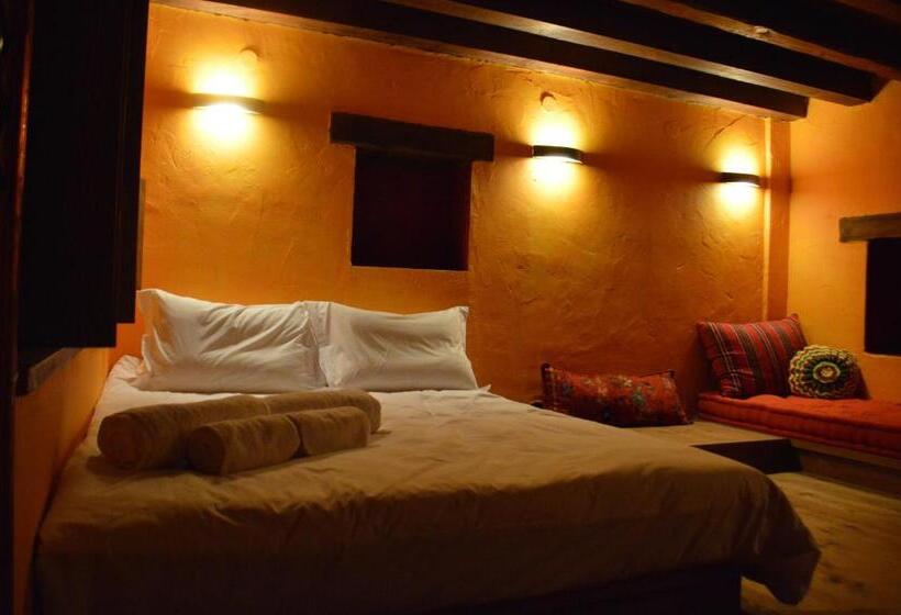 اتاق لوکس, Anemi Country Cottage Inn