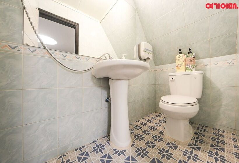 Camera Familiare, Insadong R Guesthouse