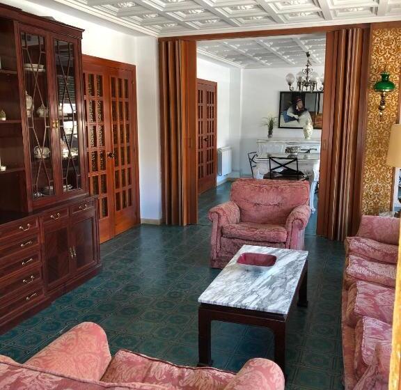 Дом 1 Спальня, Casa Rural Casa Maria