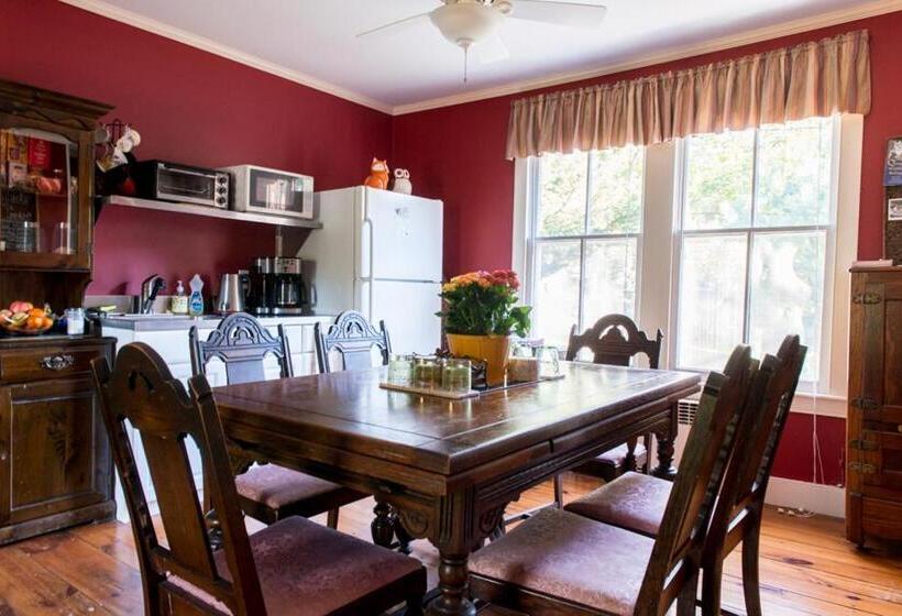 Family Suite, The Fox And Owl Inn