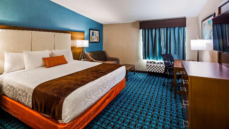 适合残疾人士使用的带超级大床的标准间, Best Western Plus Chelmsford Inn