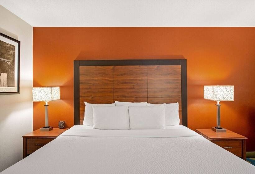 Номер Стандарт 2 Двуспальные Кровати, La Quinta Inn By Wyndham Auburn Worcester