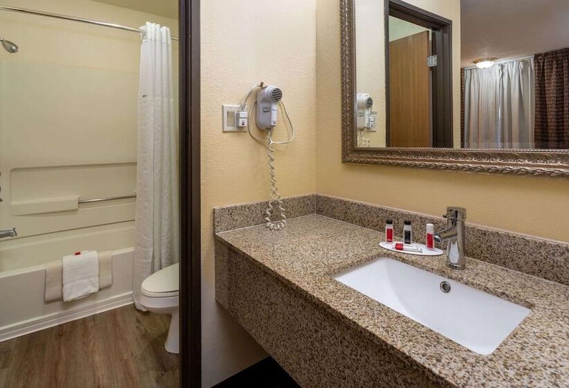 Номер Deluxe, Travelodge By Wyndham Albuquerque East