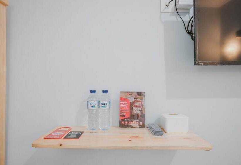 Номер Стандарт, Reddoorz Syariah Near Siloam Hospital Kebon Jeruk
