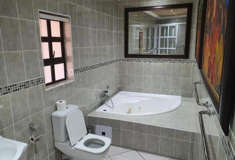 Номер Стандарт с Гидромассажем, Romans Rest Guest House