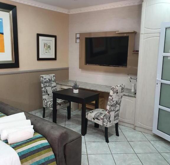 Номер Deluxe, Romans Rest Guest House