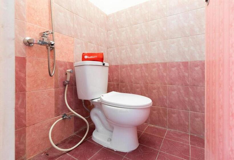 Номер Стандарт, Reddoorz @ Jalan Dr Mansyur Medan 2