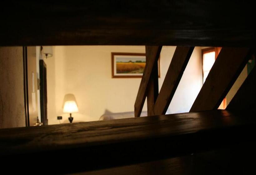 Номер Стандарт Трехместный, Agriturismo Ripa Del Bosco