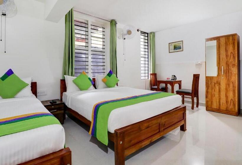 Номер Deluxe, Treebo New Redfern, Madikeri