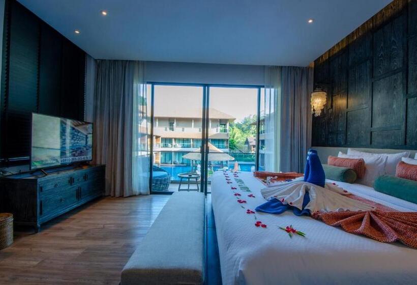 Номер Deluxe Вид на Бассейн, Ananya Lipe Resort
