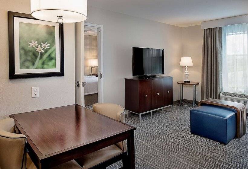 Люкс Кровать Кинг, Homewood Suites By Hilton St. Louis Westport
