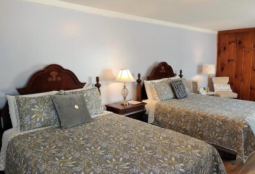 Номер Стандарт, Mckinley Edwards Inn