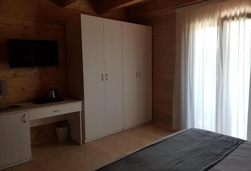 Семейный Номер Вид на Горы, Lorica Suite Lago