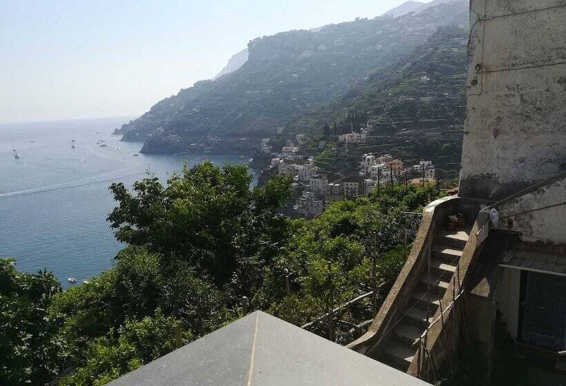 اتاق استاندارد با بالکن و چشم‌انداز دریا, Torre Elisea