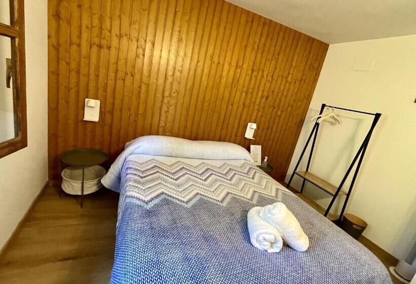 اتاق استاندارد با سرویس بهداشتی مشترک, Rural Hostel Dos Lucas