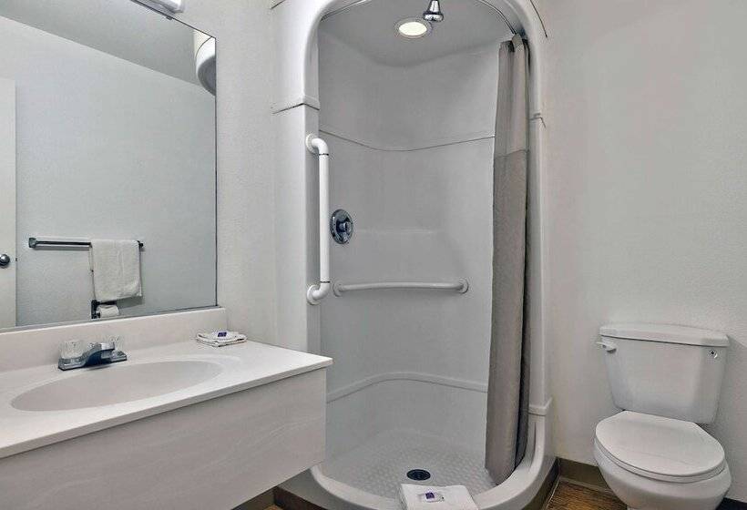 Номер Deluxe, Motel 6 Bloomsburg, Pa