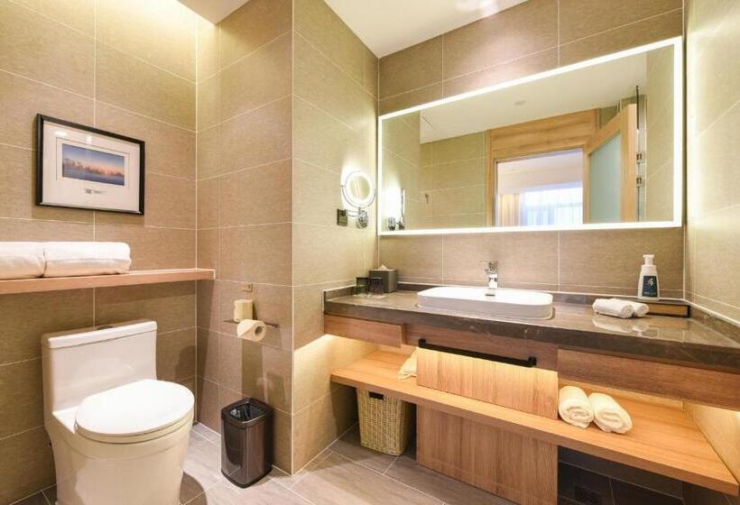 Люкс, Atour Hotel High Tech Changchun