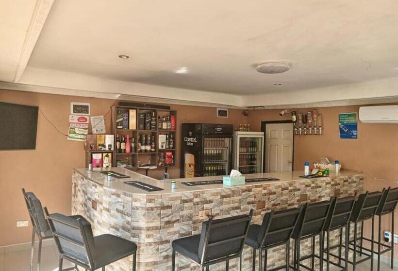 اتاق لوکس یک تخته, Matt Bed And Breakfast