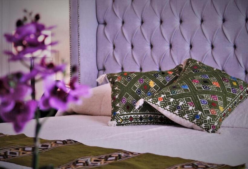 اتاق استاندارد چهارنفره با بالکن, Quinta Alhóndiga Galindo Hotel Boutique