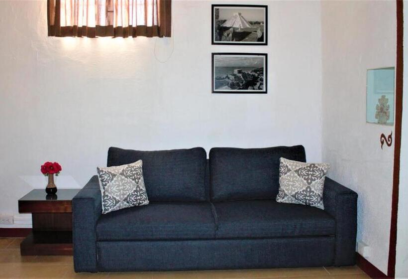 اتاق استاندارد چهارنفره با بالکن, Quinta Alhóndiga Galindo Hotel Boutique