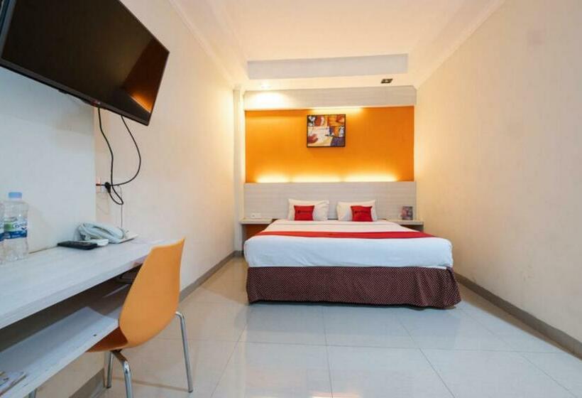 디럭스 룸, Reddoorz Plus @ Hotel Alden Makassar