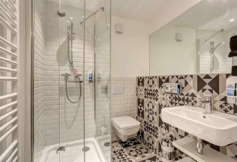 Chambre Standard, Meininger Hotel Paris Porte De Vincennes