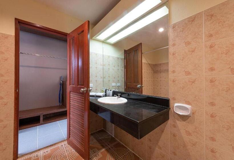 Номер Deluxe, Blue Beach Grand Resort And Spa