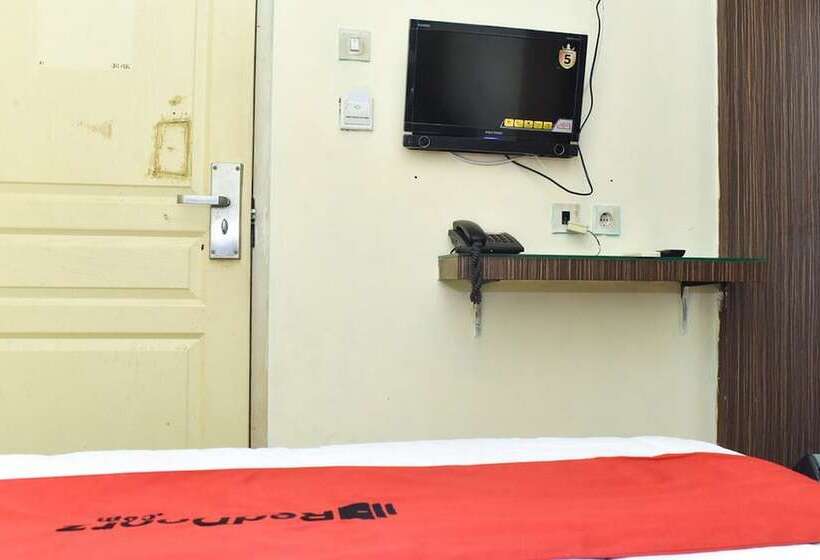 Номер Стандарт, Reddoorz Syariah Near Pantai Losari 3