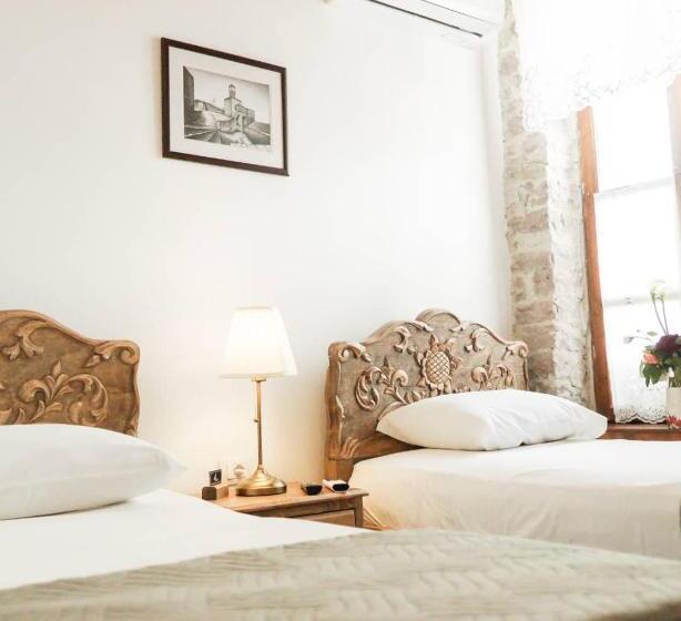 스탠다드 룸, 4 Rooms
