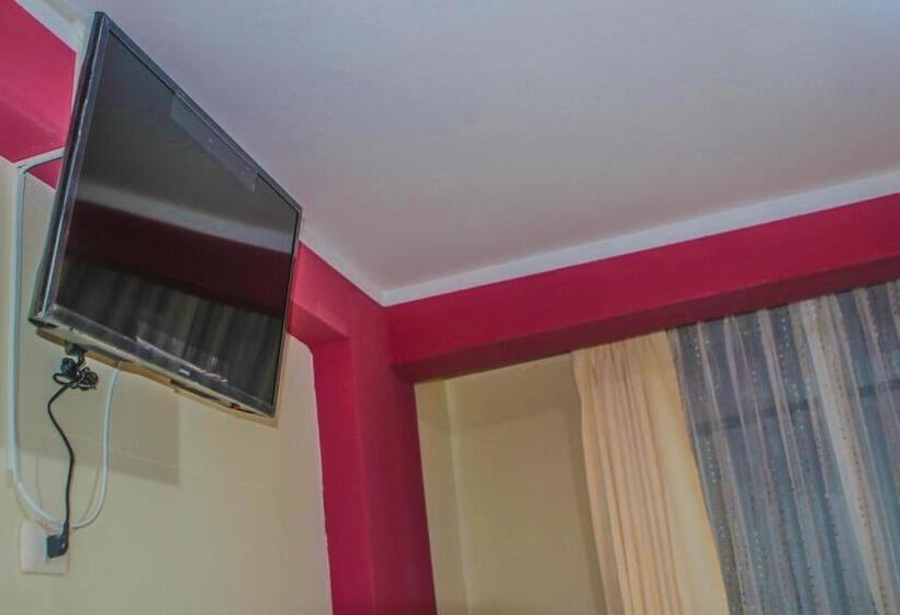 اتاق لوکس, Residencial El Valle