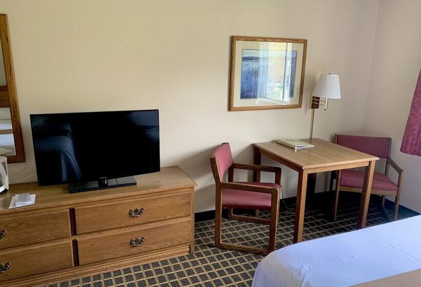 Номер Стандарт 2 Двуспальные Кровати, Country Inn Deerwood