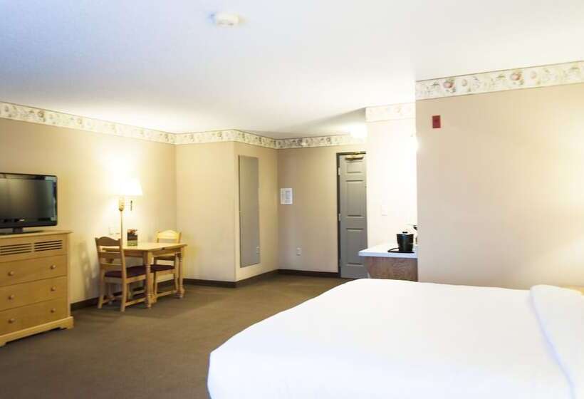 Люкс с гидромассажем, Country Inn & Suites By Radisson, Cedar Falls, Ia