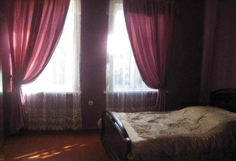 آپارتمان 1 خوابه با بالکن, Guesthouse Gegi