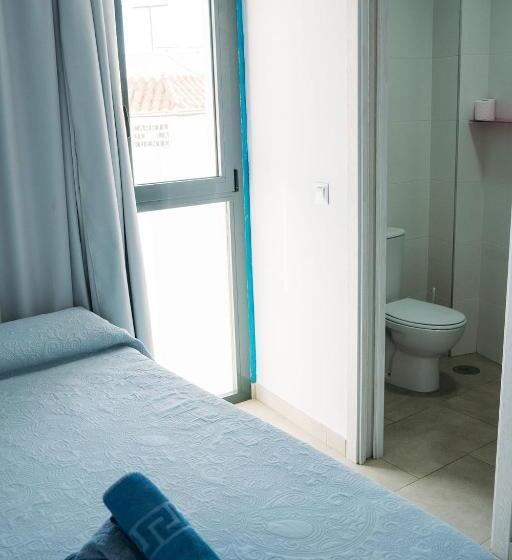 片側に海が見えるスタンダードシングルルーム, Hostal Brisas De Conil