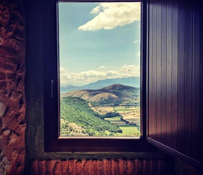 Номер Стандарт Вид на Горы, La Locanda Delle Streghe   Relais Ristorante