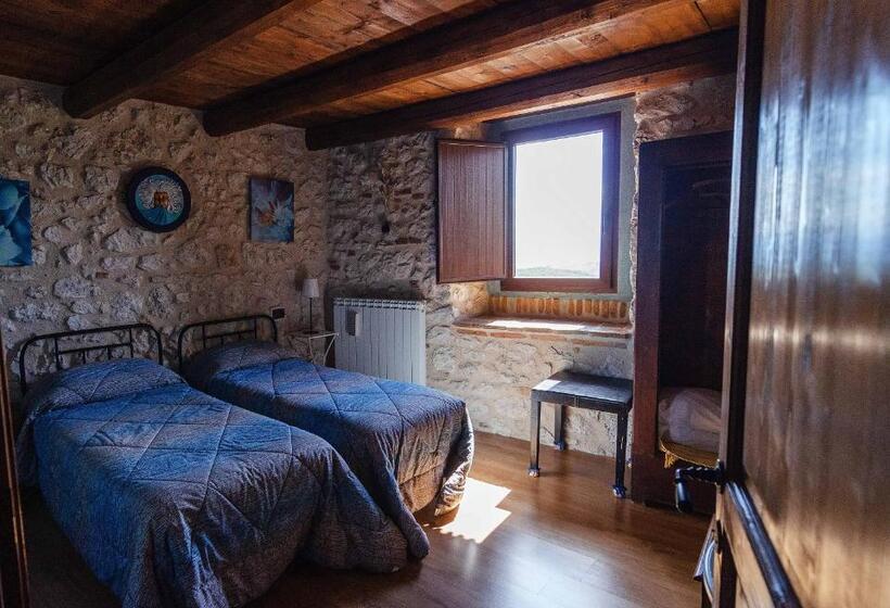 Номер Стандартный с Видом, La Locanda Delle Streghe   Relais Ristorante