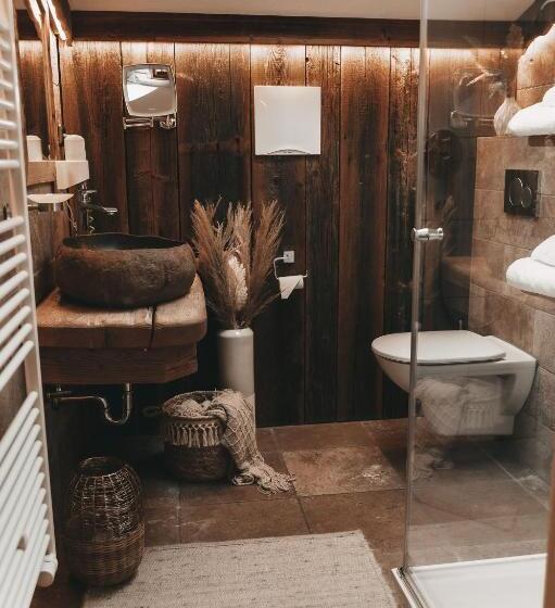 Номер Deluxe с Балконом, Jufenalm Boho Hotel & Restaurant